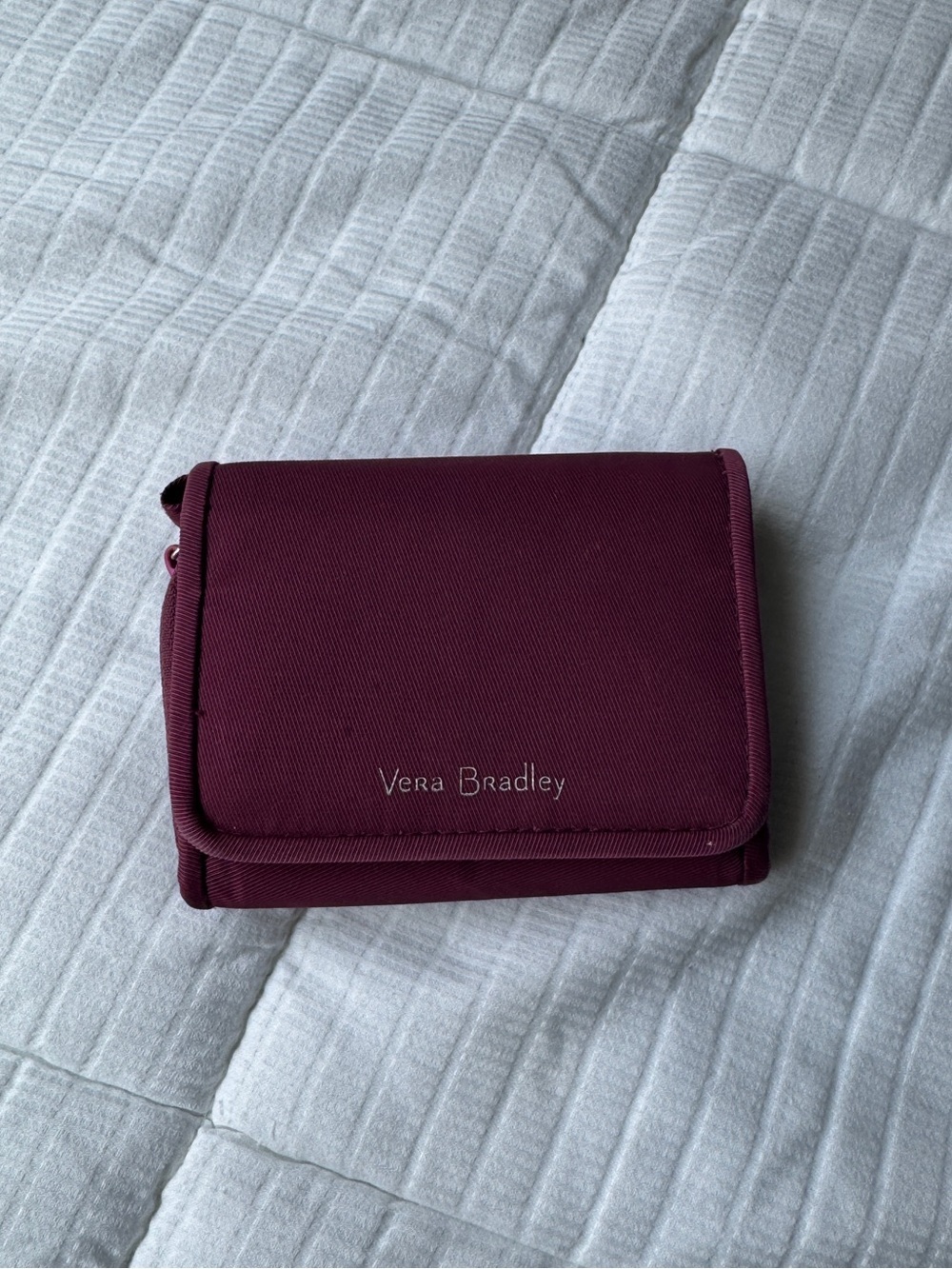 Vera Bradley small zipper tri-fold wallet in hawthorn rose